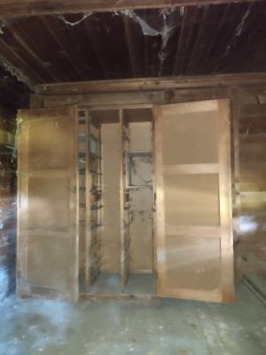 Der Schrank